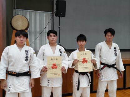 【柔道部】徳島県高等学校新人柔道選手権大会　男子個人６０kg級・男子個人１００㎏級で準優勝