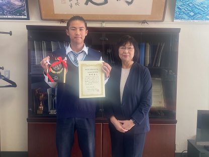 【卓球部】本校学生が徳島県卓球優秀選手賞を受賞しました！